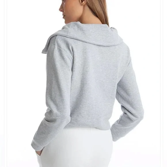 NWT*** Juicy Couture High Collar 1/2 Zip Top XL* - Picture 4 of 16